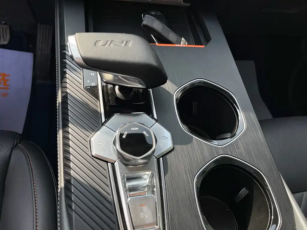 Changan UNI-K 2021 2.0T premium model купить на сайте DeffCars