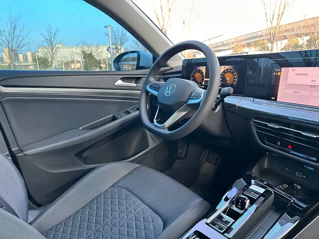 Lingdu 2024 Lingdu L 200TSI DSG trendy version купить на сайте DeffCars