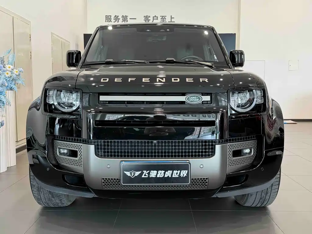 Land Rover Defender 2024 110 3.0T P400 X-DYNAMIC HSE купить на сайте DeffCars