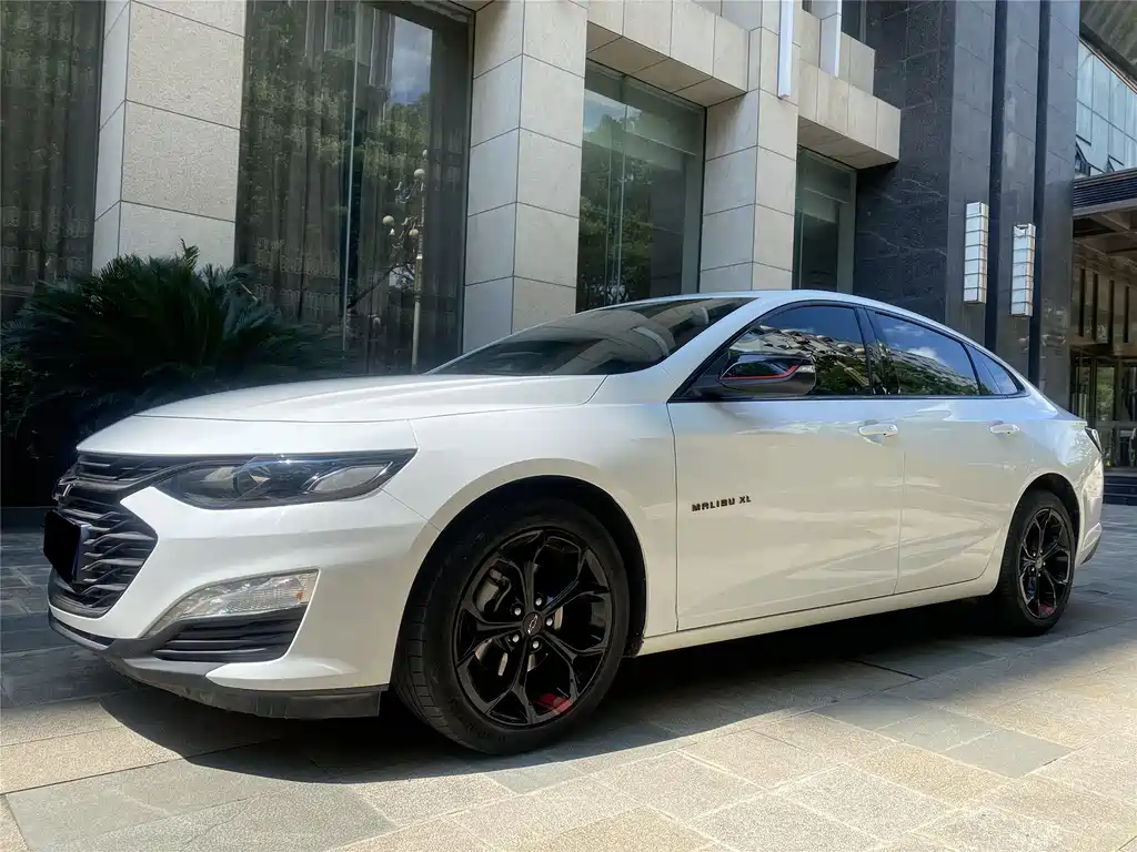 Malibu XL 2019 550T Automatic Sapphire Blue Limited Edition купить на сайте DeffCars