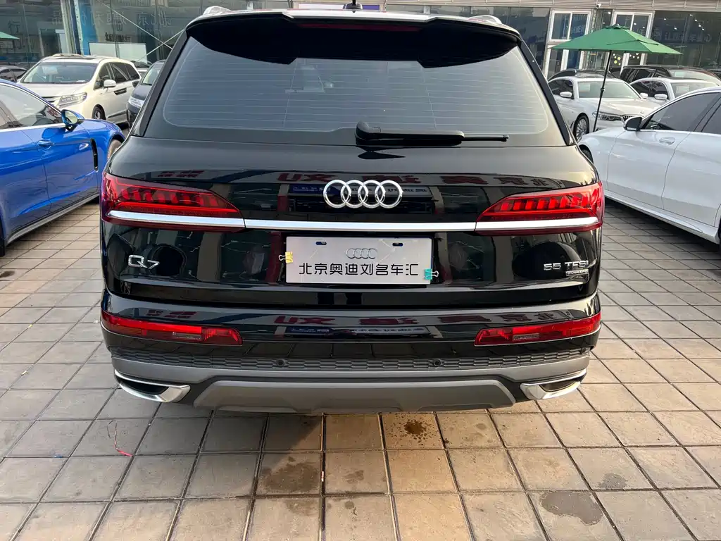 Audi Q7 2023 55 TFSI quattro S line sports купить на сайте DeffCars