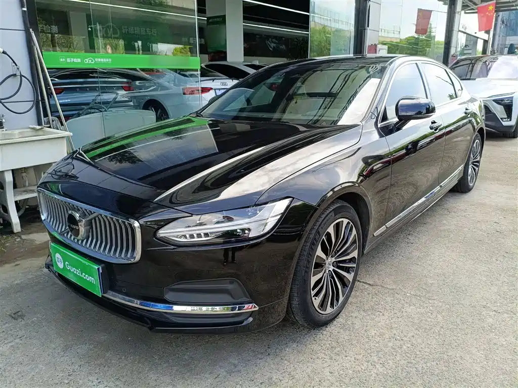 Volvo S90 2024 B5 Zhiyi Luxury Edition купить на сайте DeffCars