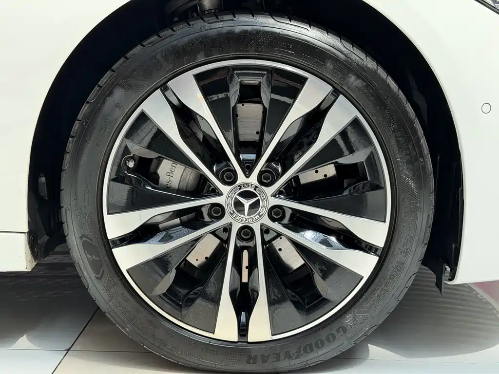 Mercedes-Benz C-Class New Energy 2024 Model C 350 eL купить на сайте DeffCars
