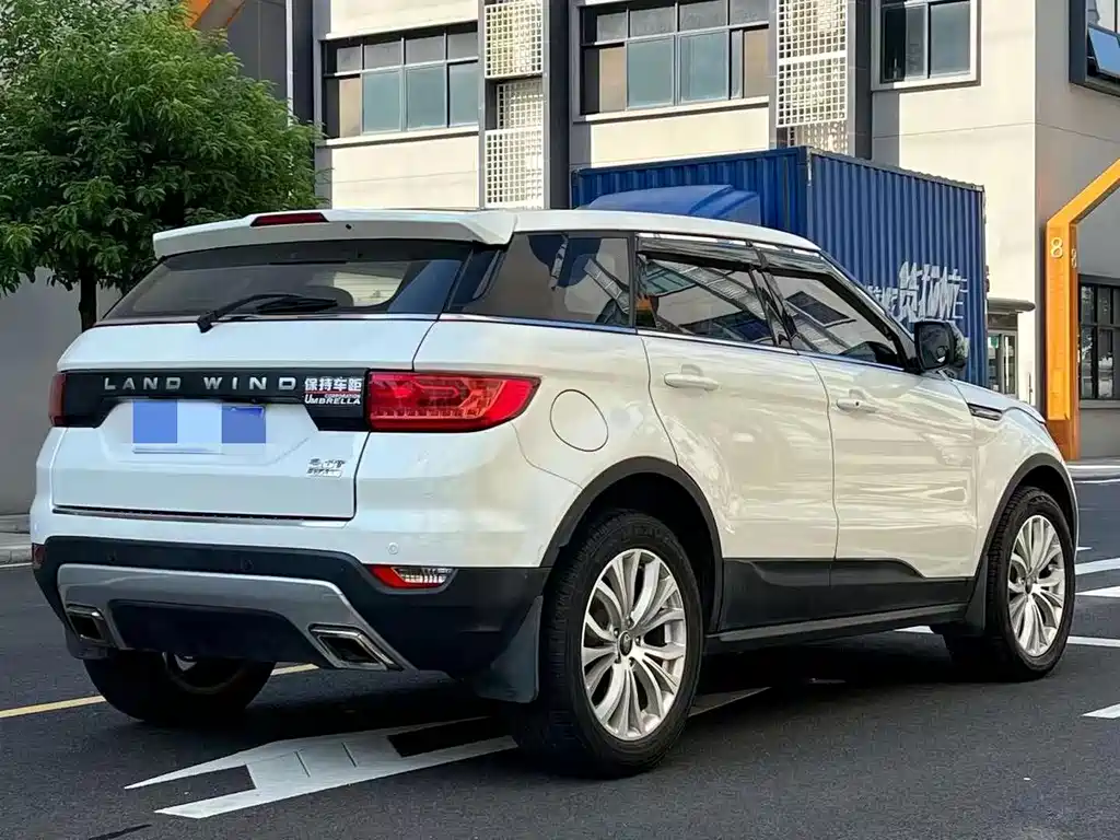 Landwind X7 2015 2.0T Panoramic Premium Edition купить на сайте DeffCars