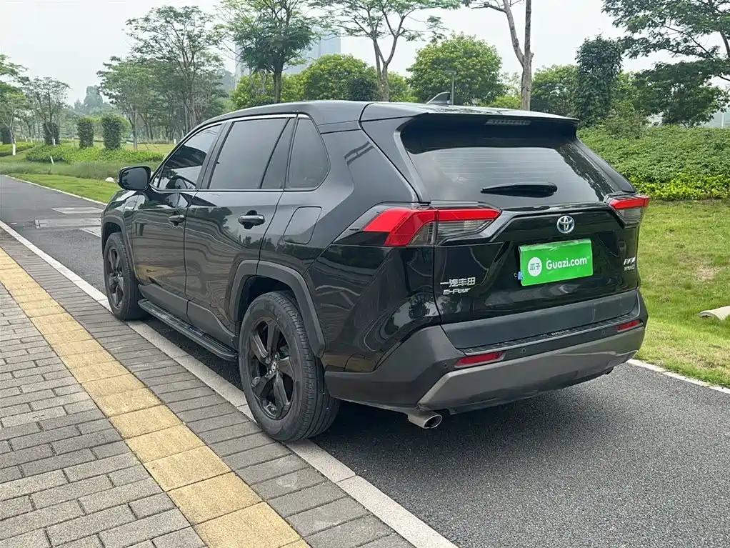 RAV4 Rongfang 2022 Dual Engine 2.5L E-CVT Four-wheel Drive Elite Plus Edition купить на сайте DeffCars