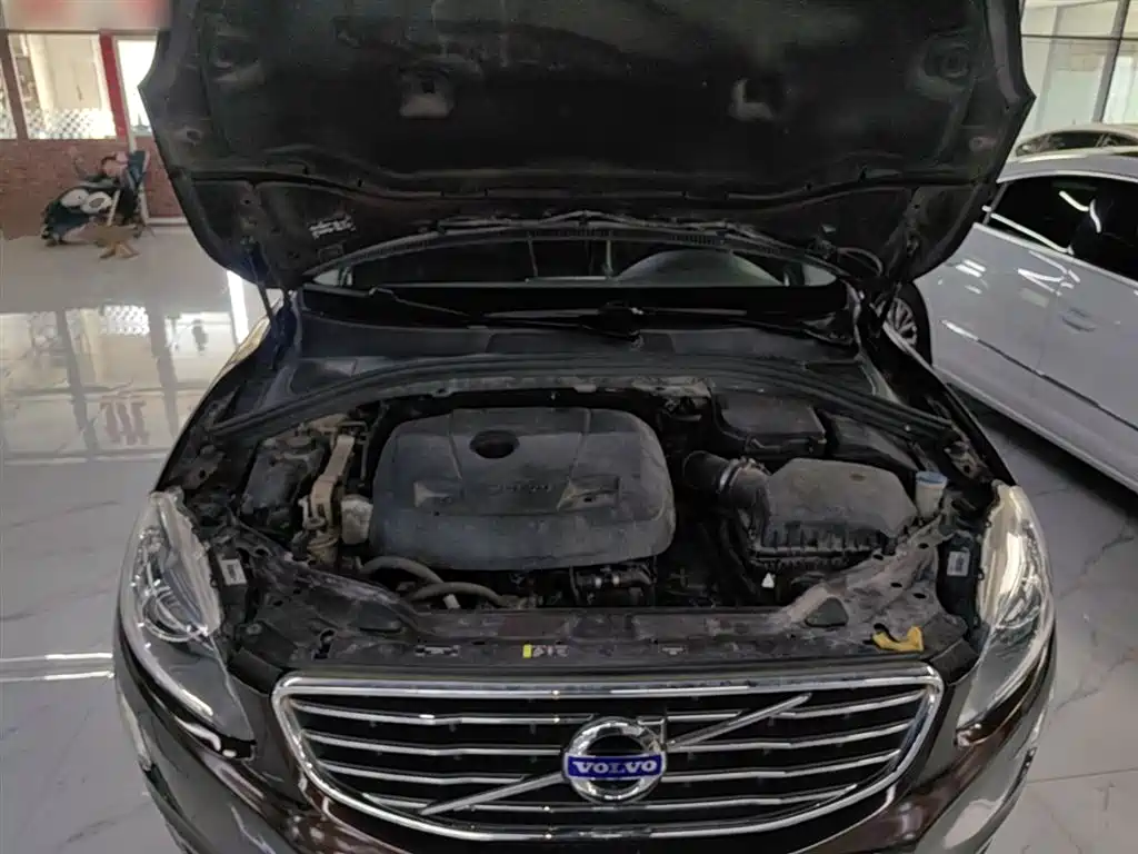 Volvo XC60 2017 T5 Zhijin upgraded version купить на сайте DeffCars