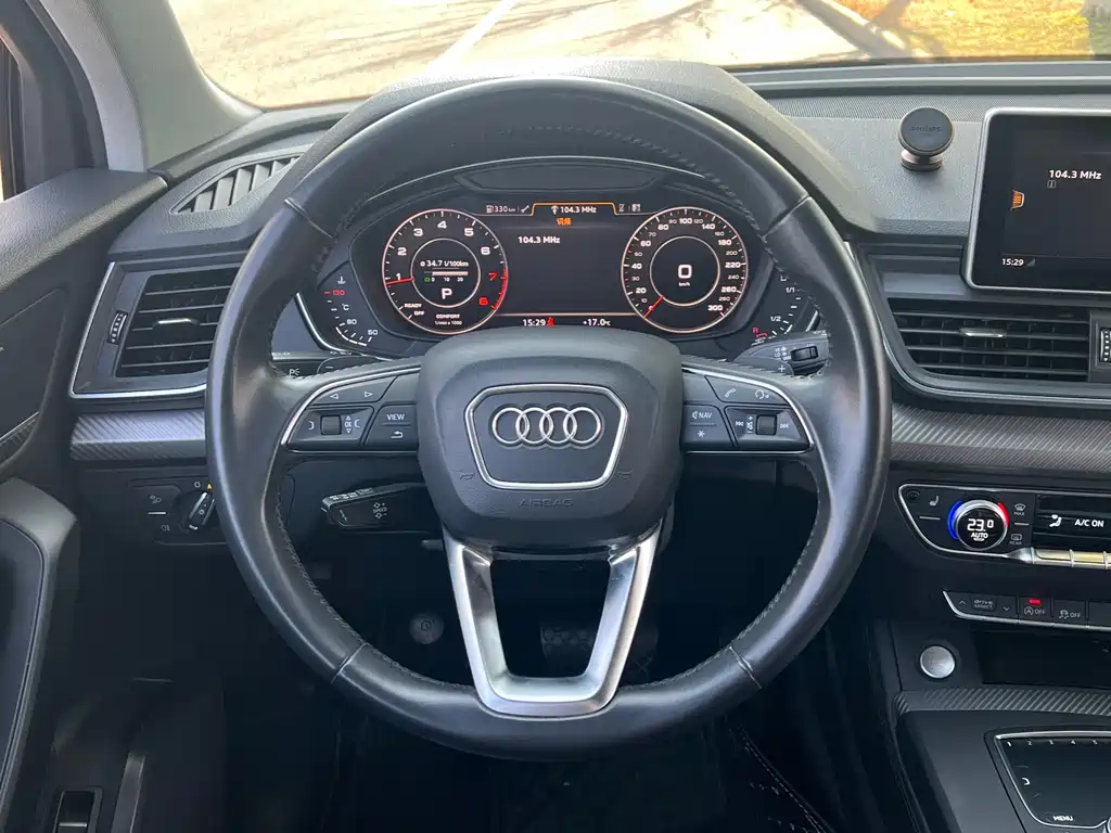Audi Q5L 2018 45 TFSI Exclusive Fashion Type National V купить на сайте DeffCars