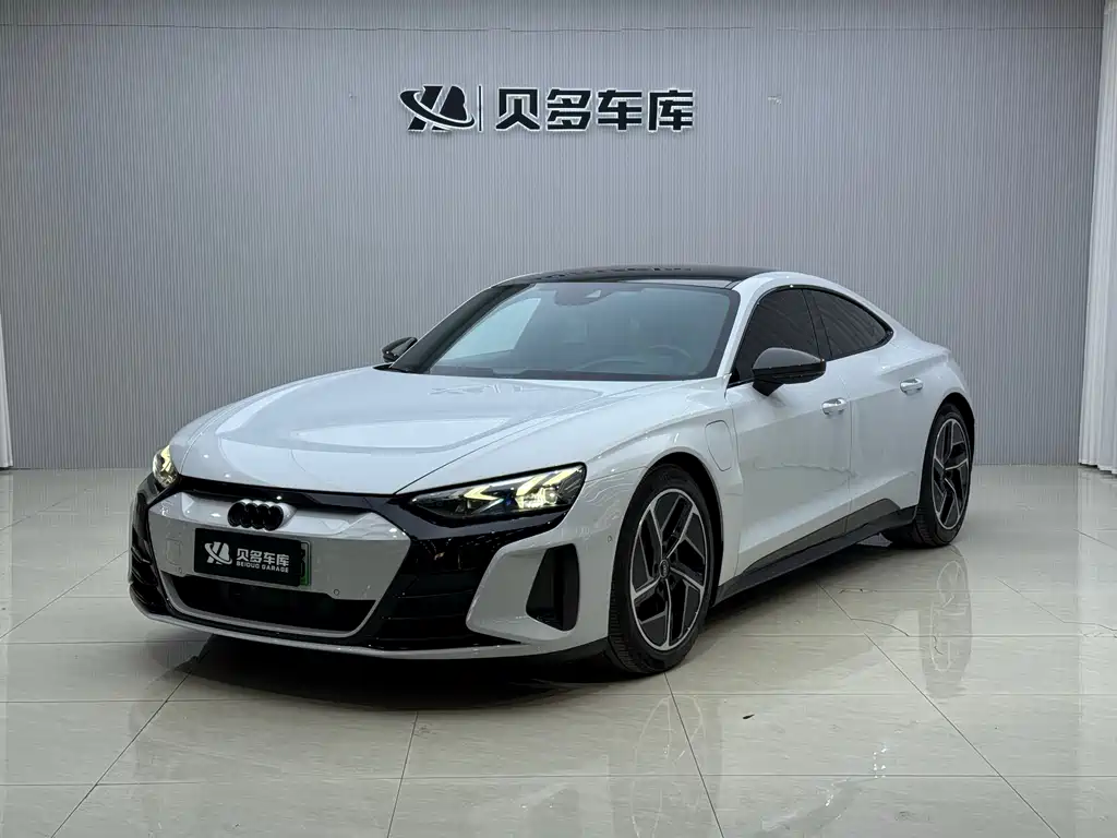 Audi RS e-tron GT 2023 basic model купить на сайте DeffCars