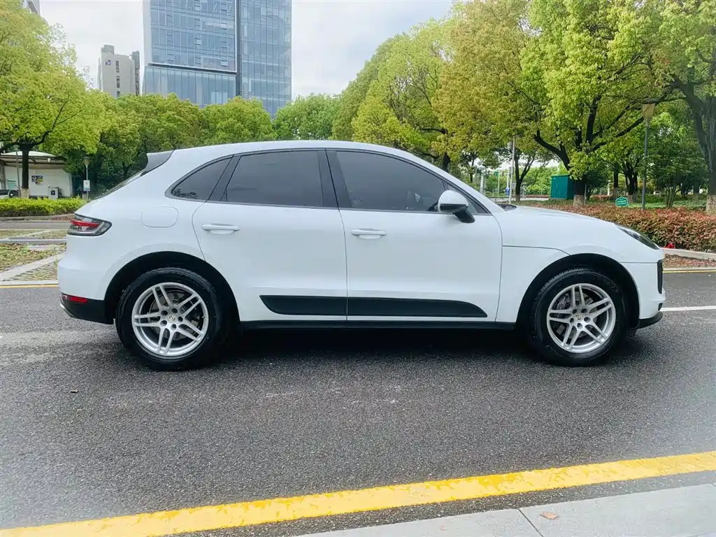 Macan 2020 Macan 2.0T купить на сайте DeffCars