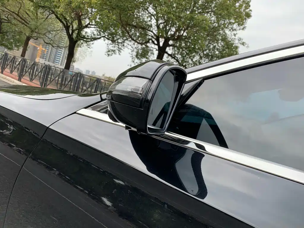 Mercedes-Benz E-Class New Energy 2022 Model 2 E 350 e L plug-in hybrid sedan купить на сайте DeffCars