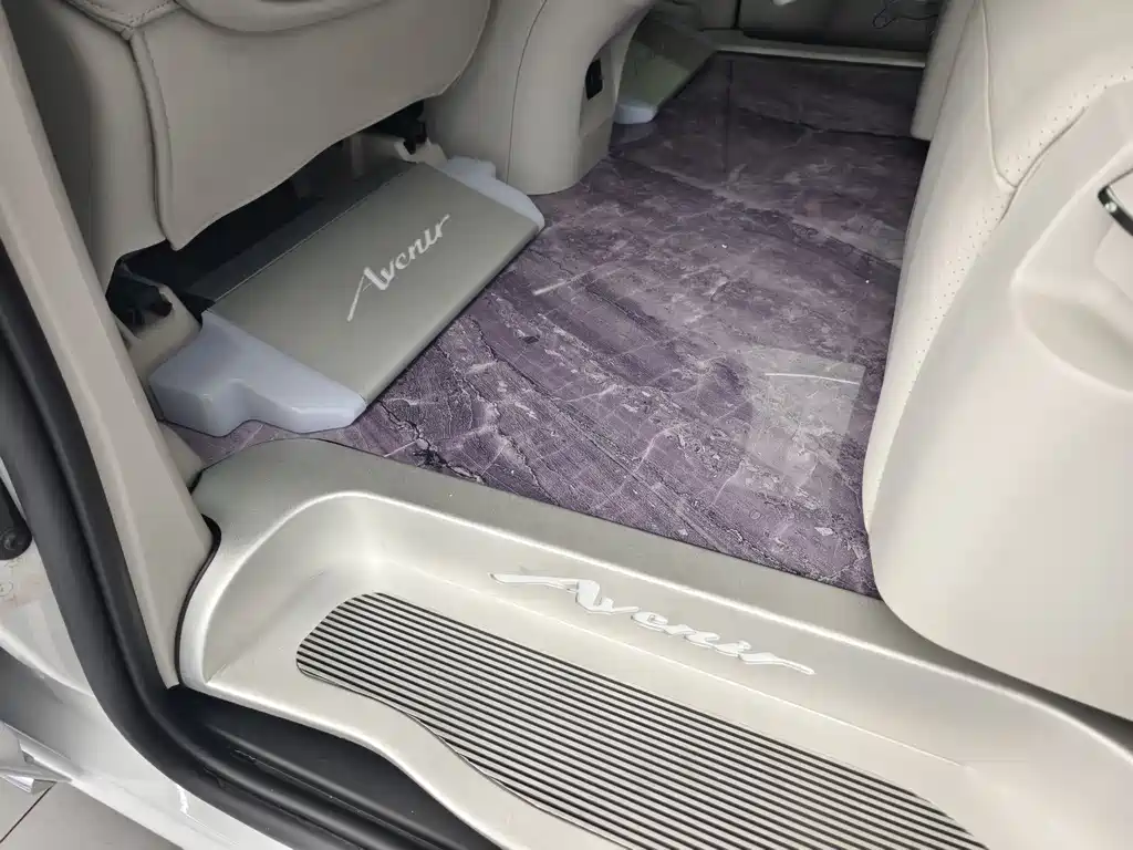 Buick GL8 2023 ES Lu Zun Exclusive Heyue Edition купить на сайте DeffCars