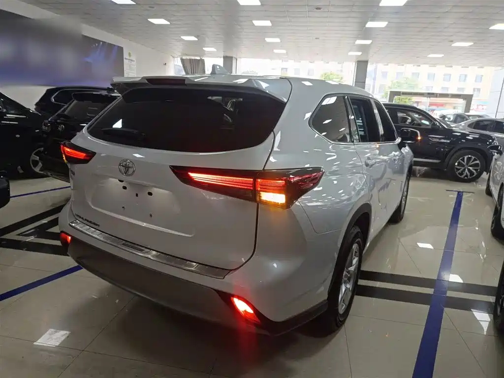 Highlander 2024 2.5L smart electric hybrid dual-engine two-wheel drive elite version 5 seats купить на сайте DeffCars