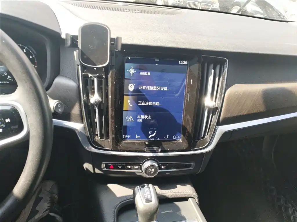 Volvo V90 2020 facelift Cross Country T5 AWD Zhiyuan Edition купить на сайте DeffCars