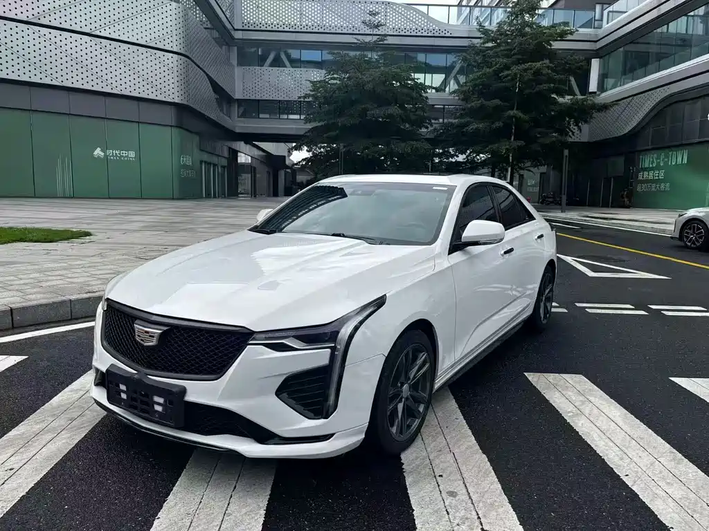 Cadillac CT4 2021 28T Fashion Model купить на сайте DeffCars