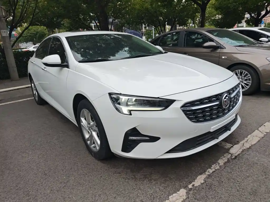 Regal 2022 552T Smart Edition купить на сайте DeffCars