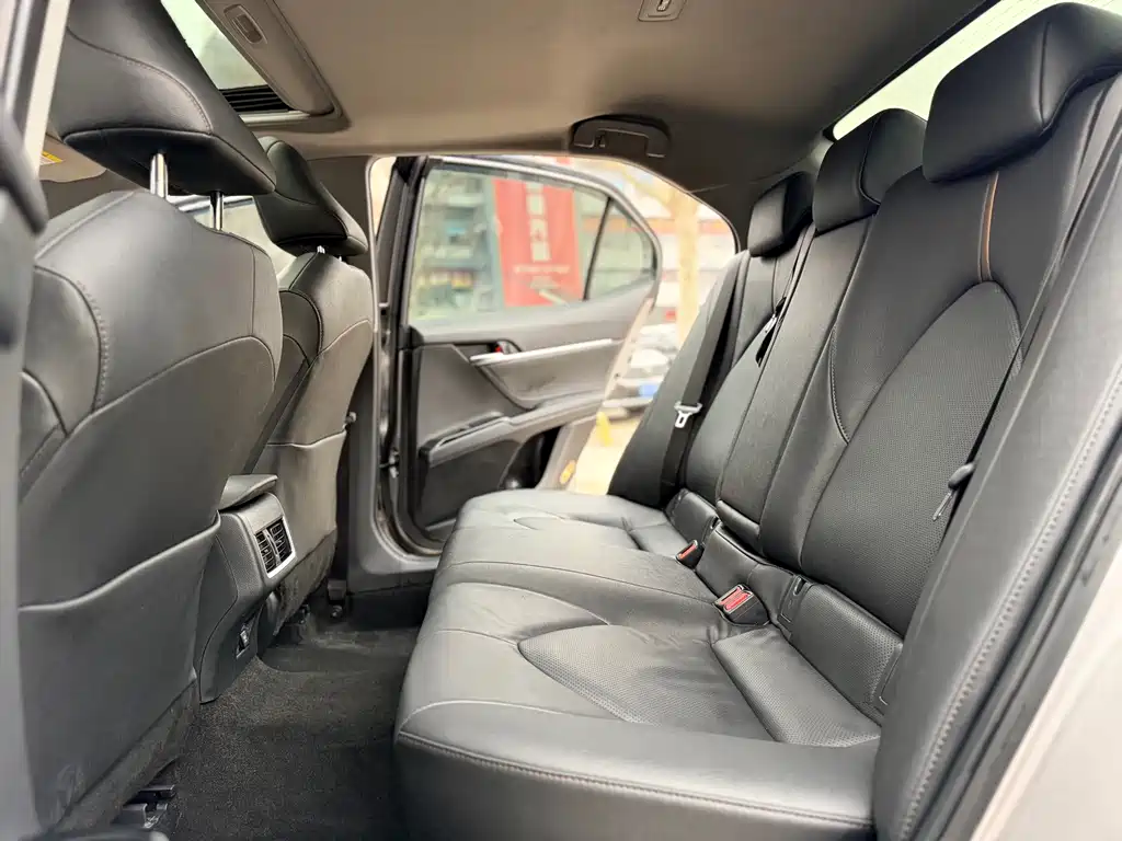 Camry 2021 2.0G Deluxe Edition купить на сайте DeffCars