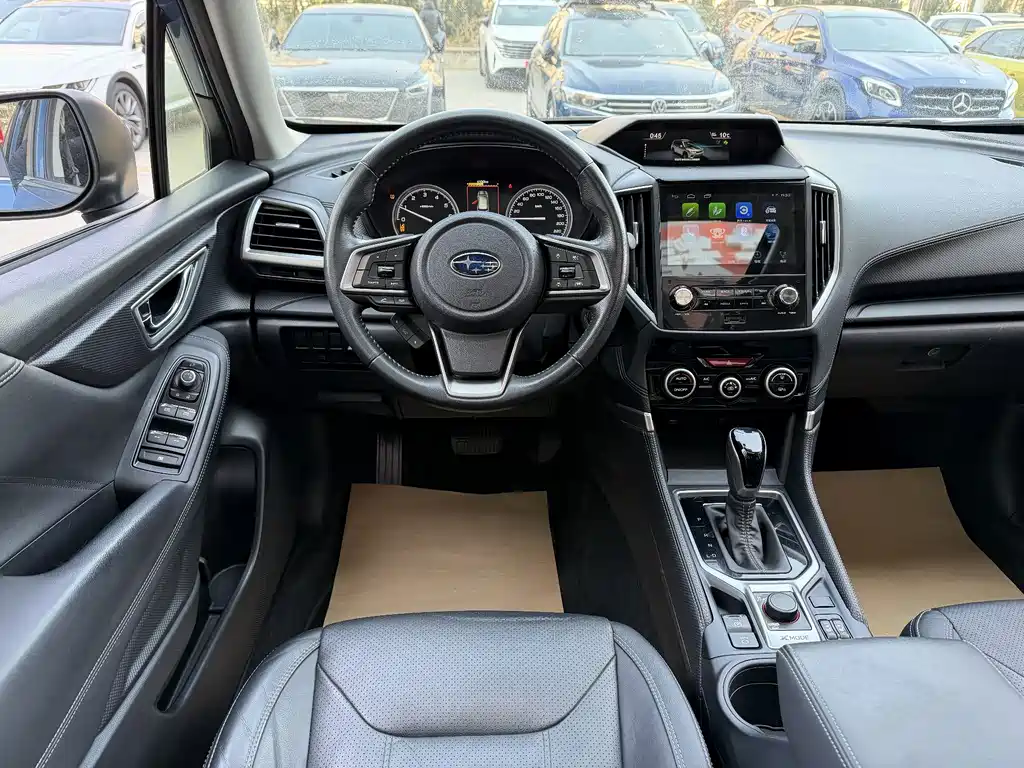 Forester 2019 2.0i Deluxe Edition EyeSight купить на сайте DeffCars