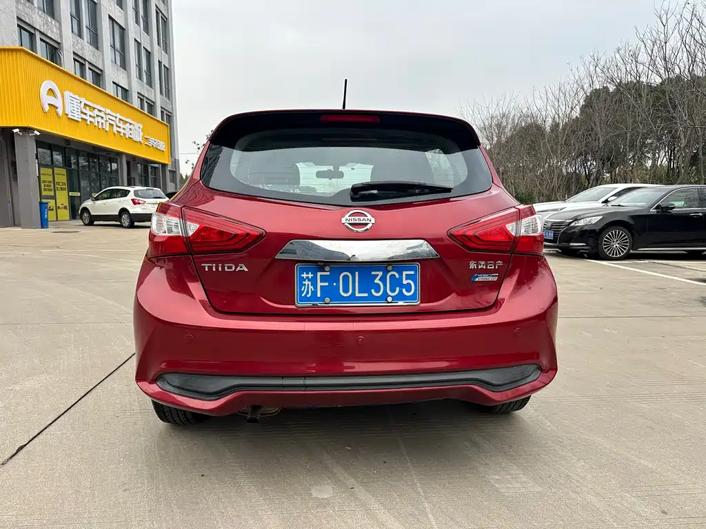 Tiida 2016 1.6L CVT cool version купить на сайте DeffCars