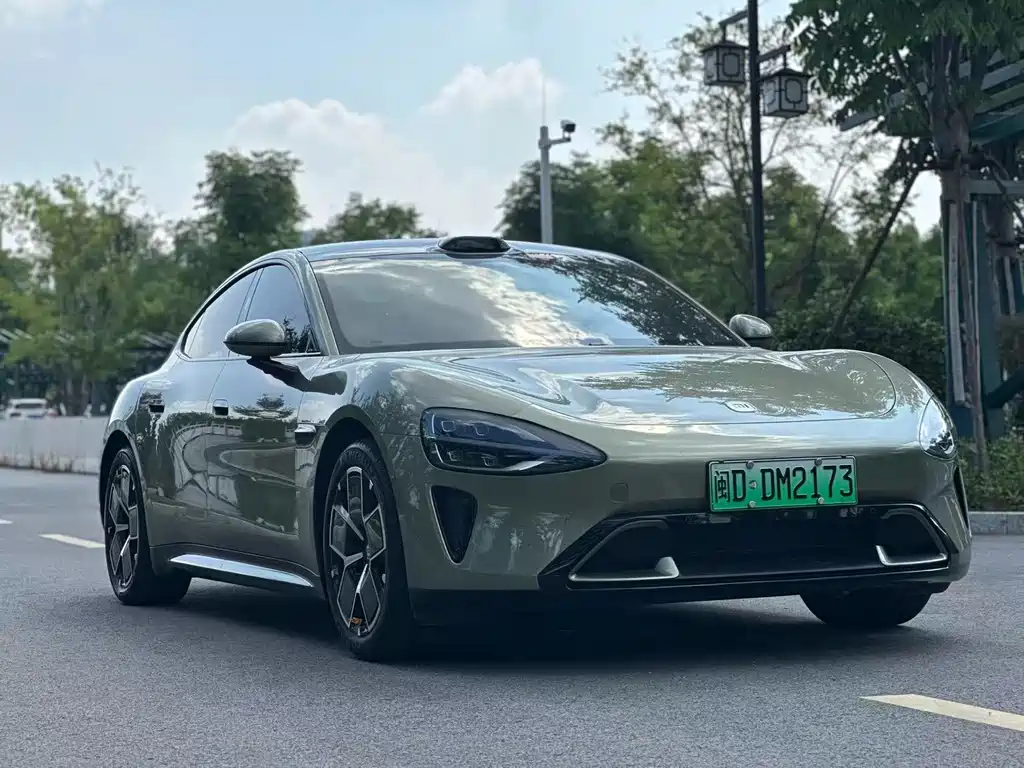 Xiaomi SU7 2024 rear-drive ultra-long battery life high-end smart driving Pro version купить на сайте DeffCars