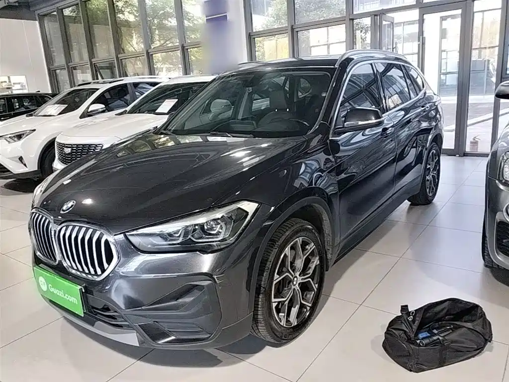 BMW X1 2021 facelift sDrive25Li leading model купить на сайте DeffCars
