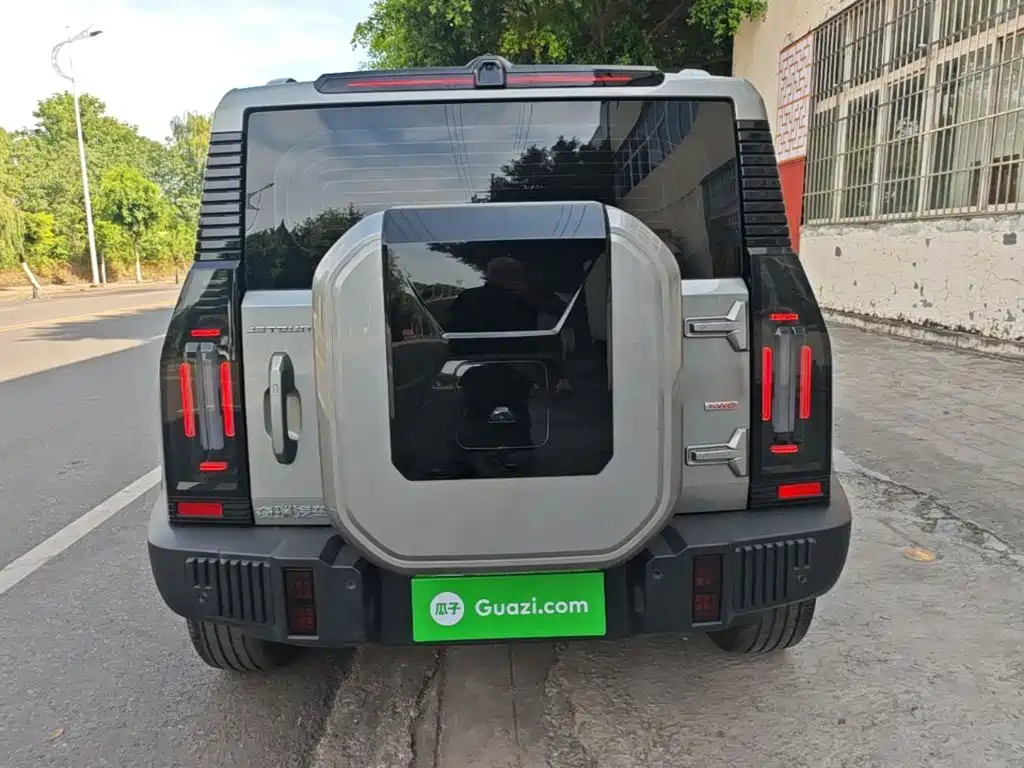 Jietu Traveler 2023 2.0T four-wheel drive crossover PRO купить на сайте DeffCars