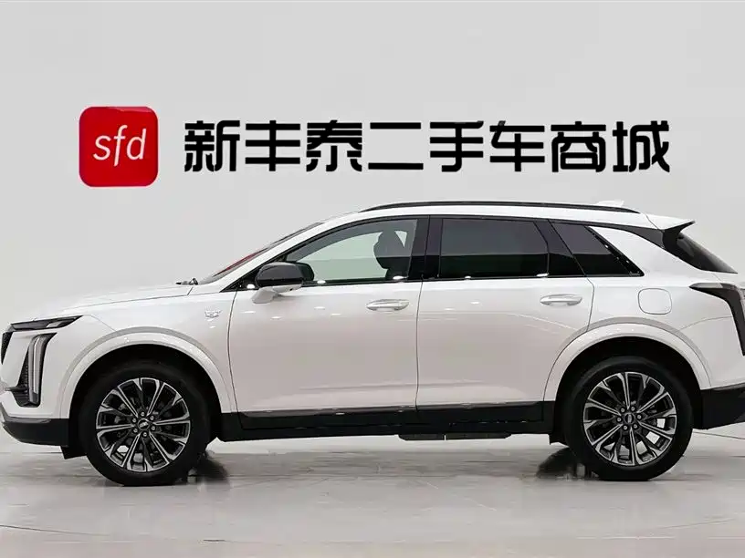 Cadillac XT5 2025 2.0T luxury model купить на сайте DeffCars
