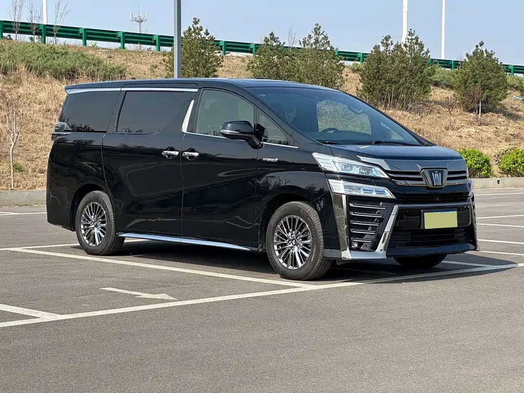Wilfa 2021 Crown Dual Engine 2.5L HV Extreme Edition купить на сайте DeffCars