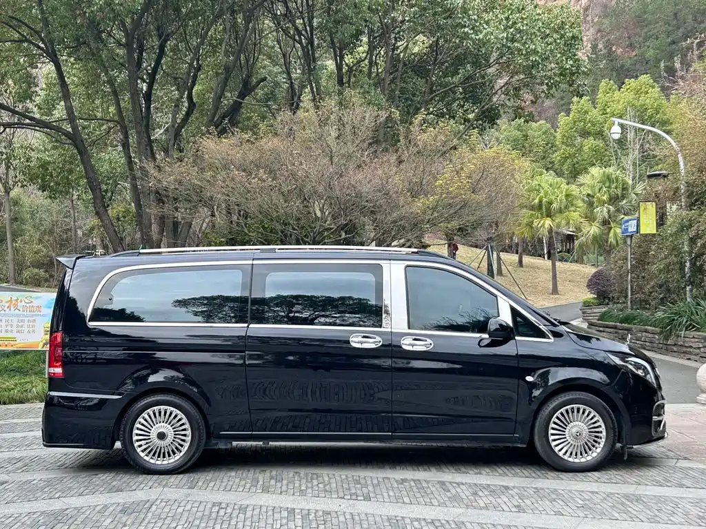 Vito 2021 2.0T Elite Edition 7 seats купить на сайте DeffCars