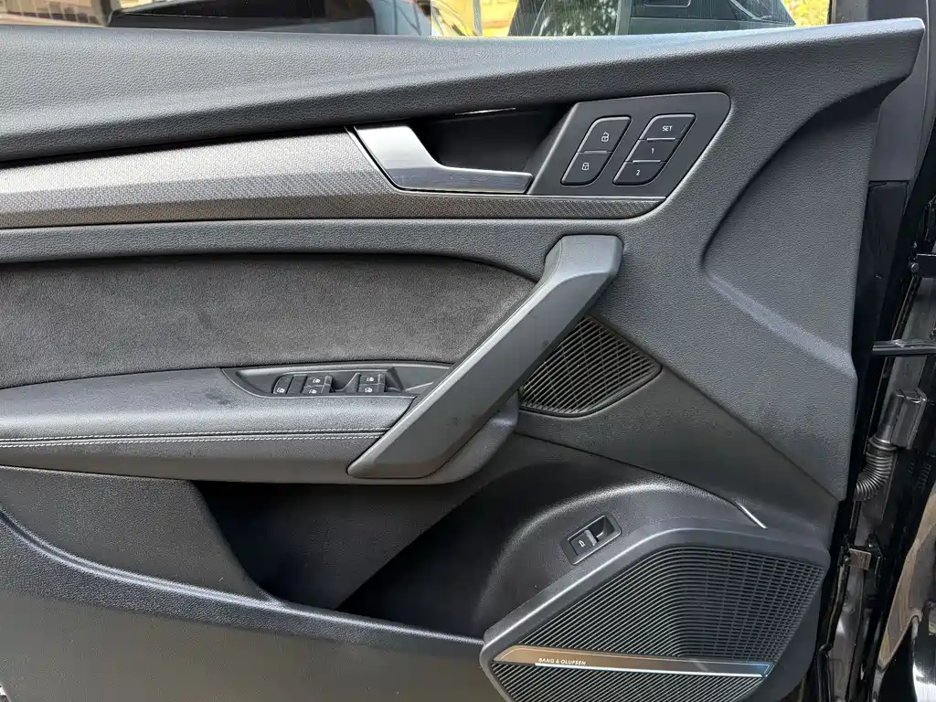 Audi Q5L Sportback 2022 facelift 45 TFSI luxury model купить на сайте DeffCars