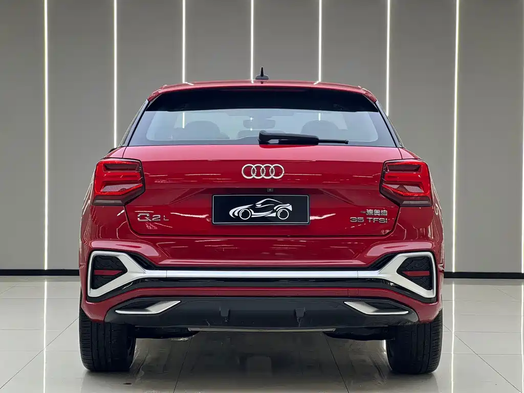 Audi Q2L 2022 35 TFSI aggressive and dynamic model купить на сайте DeffCars