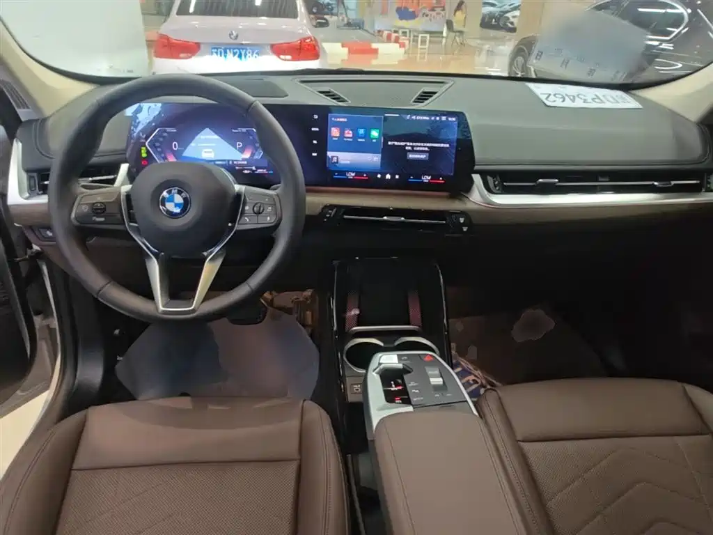 BMW X1 2023 xDrive25Li X Design Package купить на сайте DeffCars