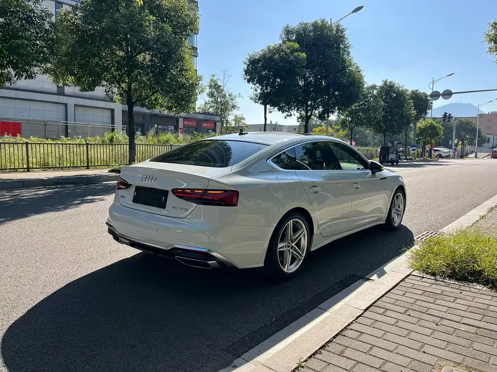 Audi A5 imported 2023 Sportback 40 TFSI fashionable and dynamic купить на сайте DeffCars