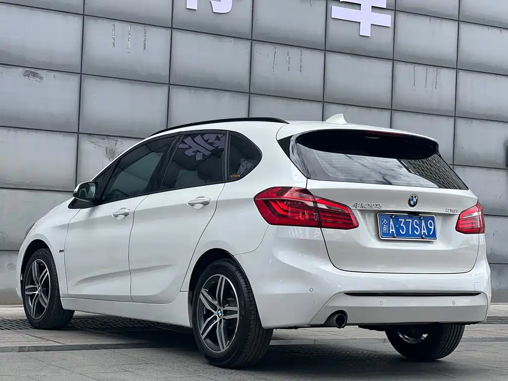 BMW 2 Series Touring 2016 218i Sports Design Package купить на сайте DeffCars
