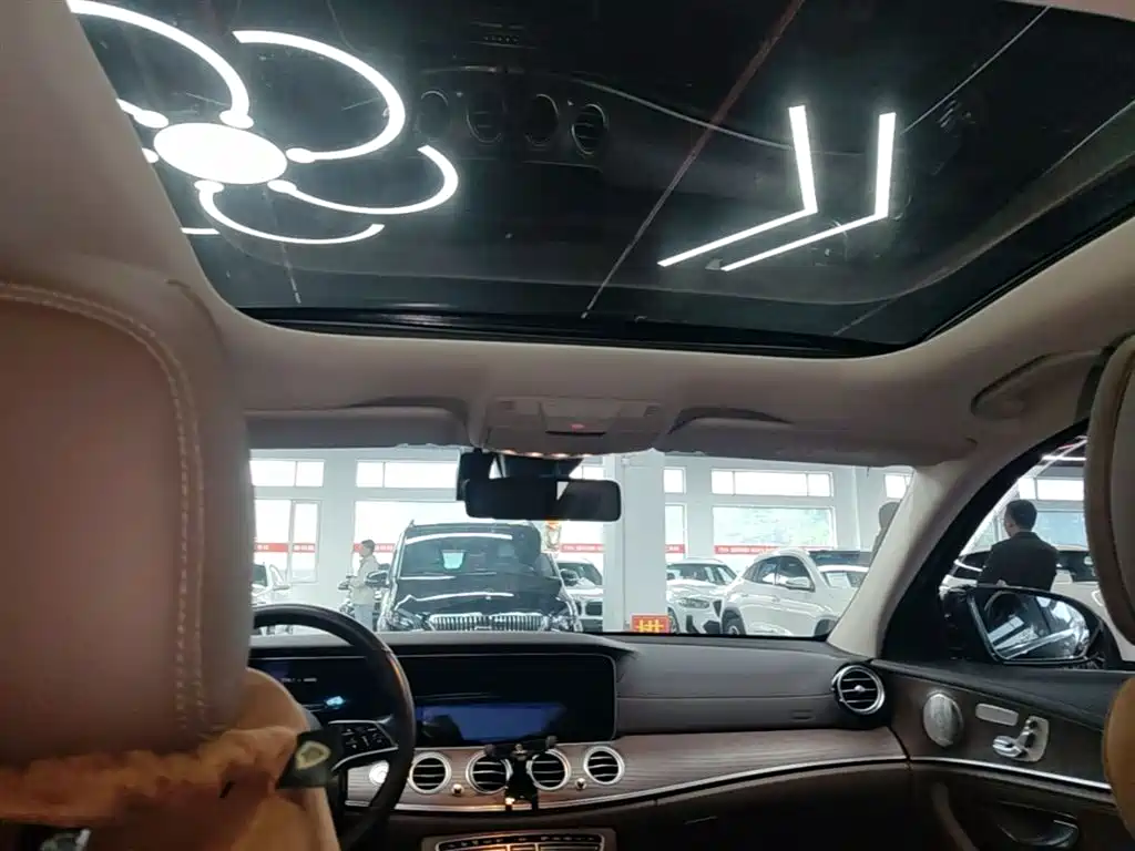 Mercedes-Benz E-Class 2023 E 300 L Luxury Model купить на сайте DeffCars