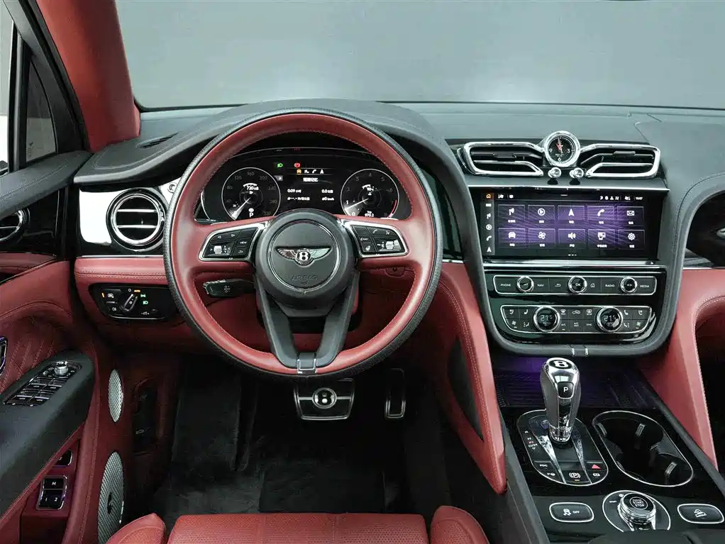 Bentayga 2022 4.0T V8 купить на сайте DeffCars