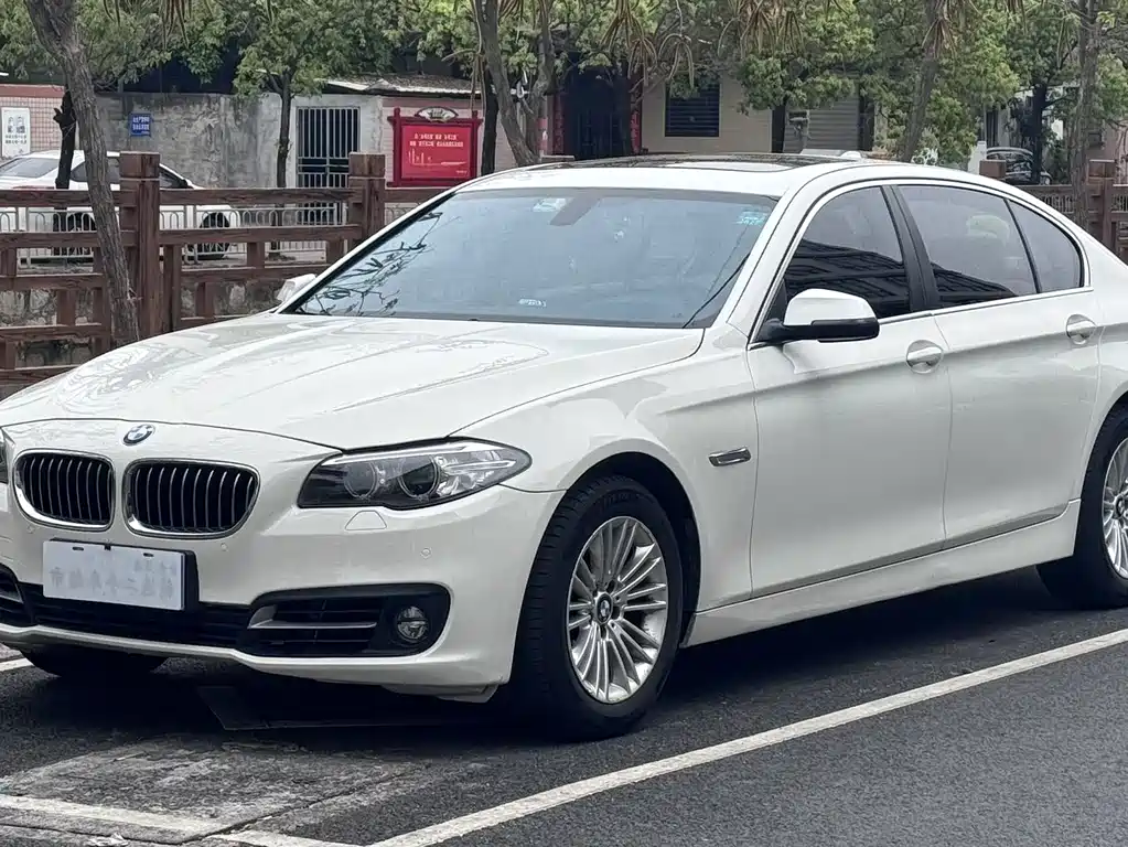 BMW 5 Series 2013 525Li Leading Model купить на сайте DeffCars