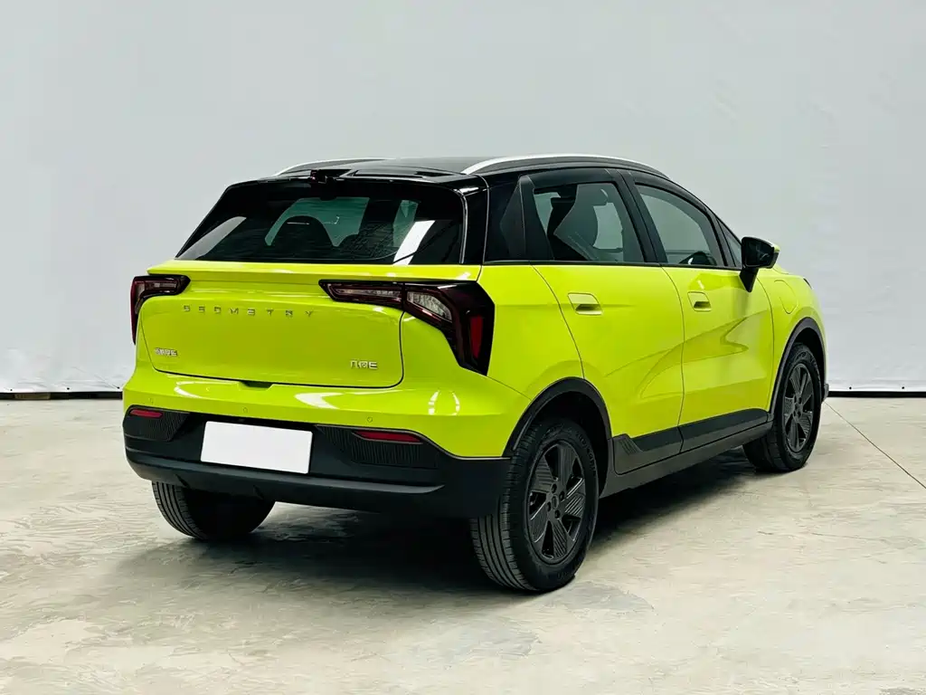 Geely Geometry E Firefly 2023 model 401KM Thunder Tiger 5 seats купить на сайте DeffCars