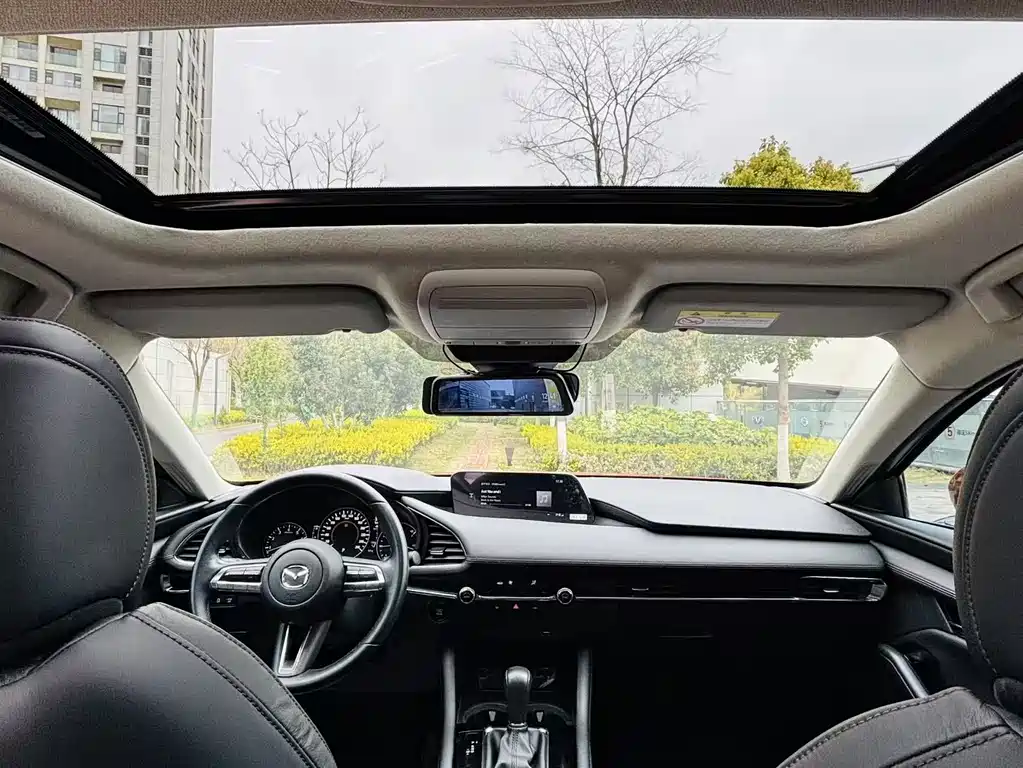Mazda3 Angkesela 2020 2.0L Automatic Premium Edition купить на сайте DeffCars