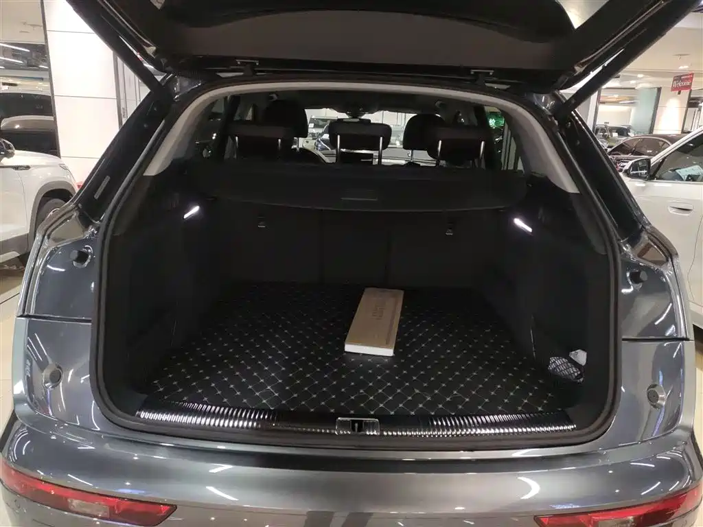Audi Q5L 2022 45T luxury and dynamic model купить на сайте DeffCars