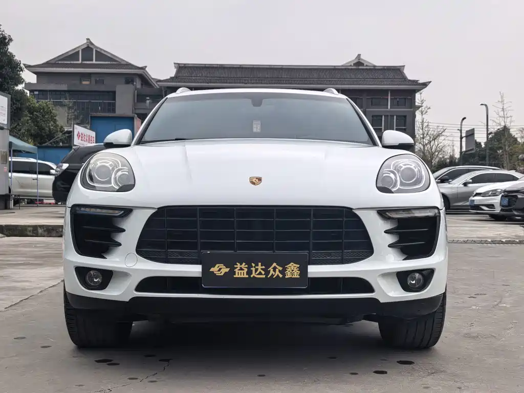 Macan 2014 Macan 2.0T купить на сайте DeffCars
