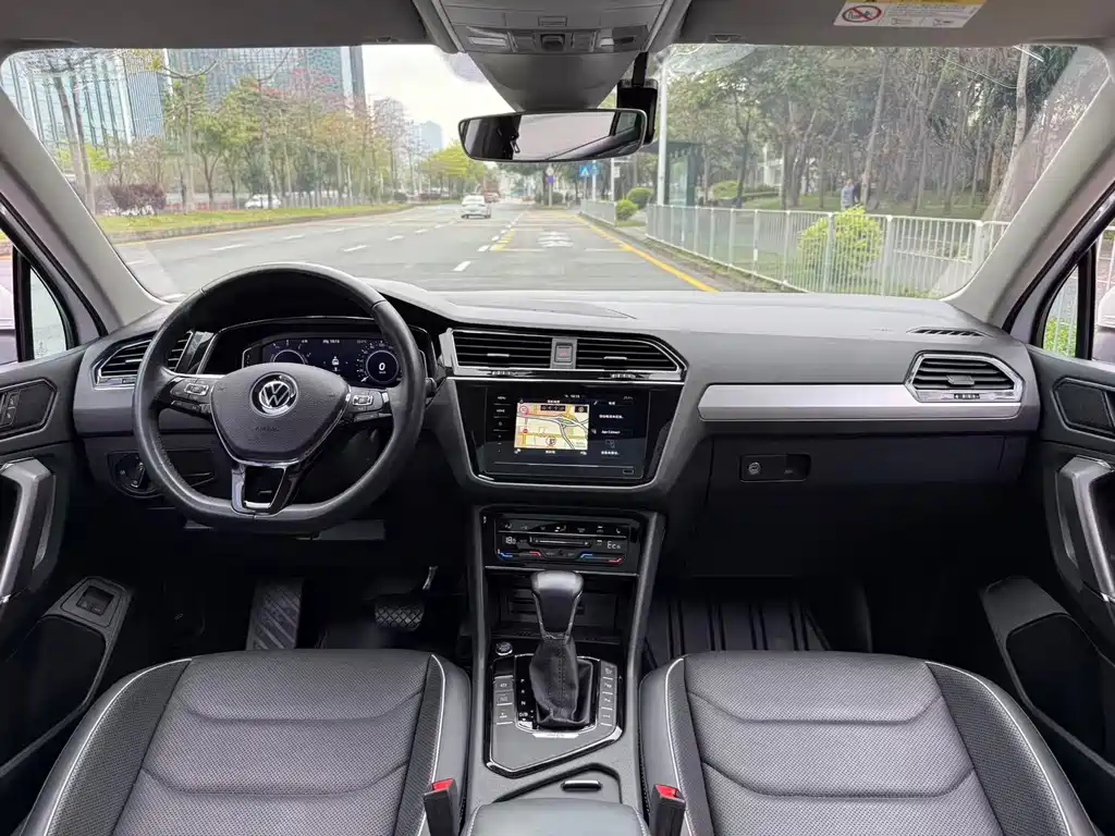 Tiguan L New Energy 2021 430PHEV plug-in hybrid flagship version купить на сайте DeffCars