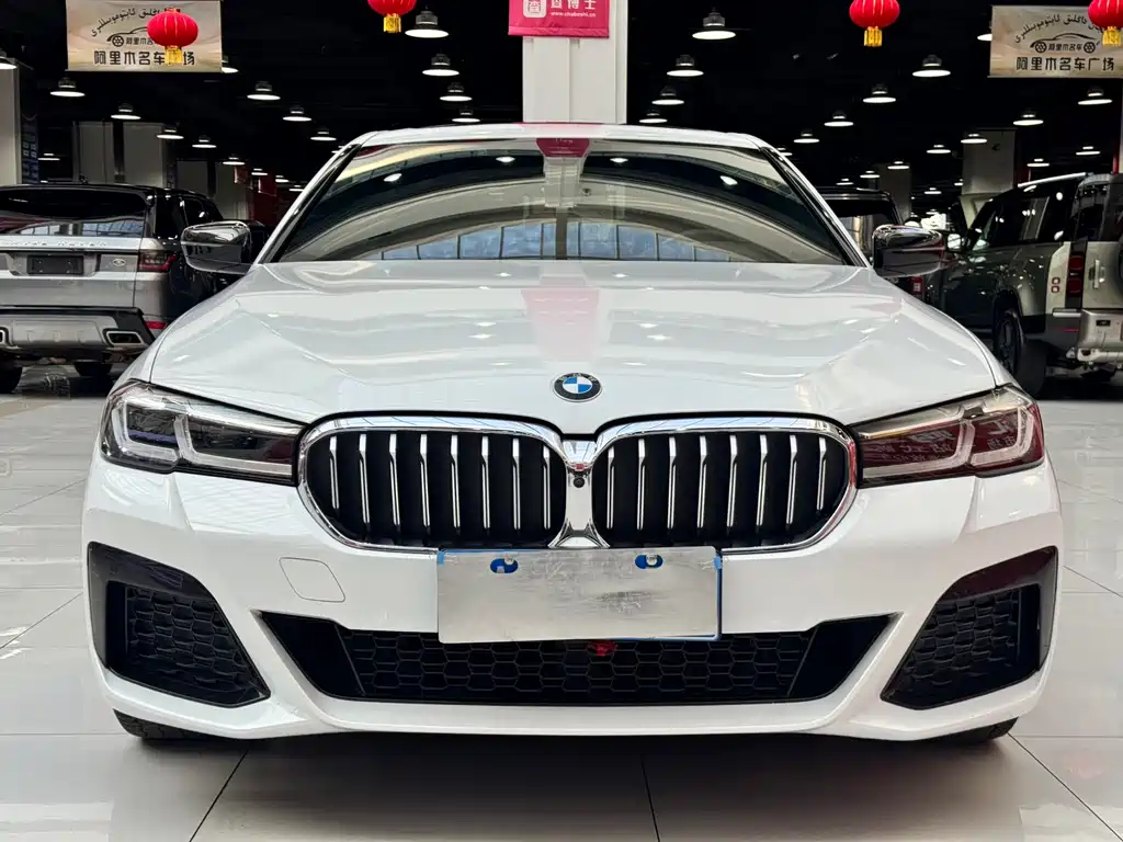 BMW 5 Series 2022 Facelift 2 530Li Exclusive M Sports Package купить на сайте DeffCars