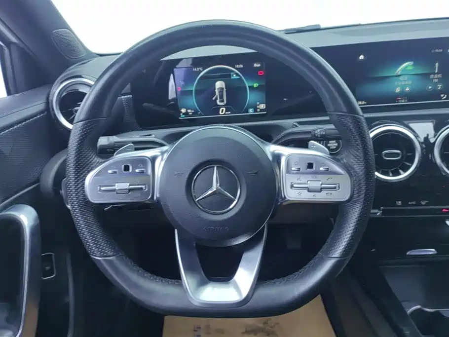 Mercedes-Benz A-Class 2019 facelift A 180 L sports sedan купить на сайте DeffCars