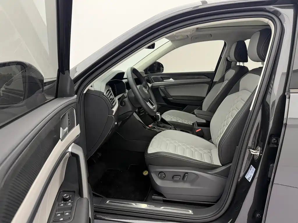 Tyron 2023 280TSI Deluxe Plus Advanced Edition купить на сайте DeffCars