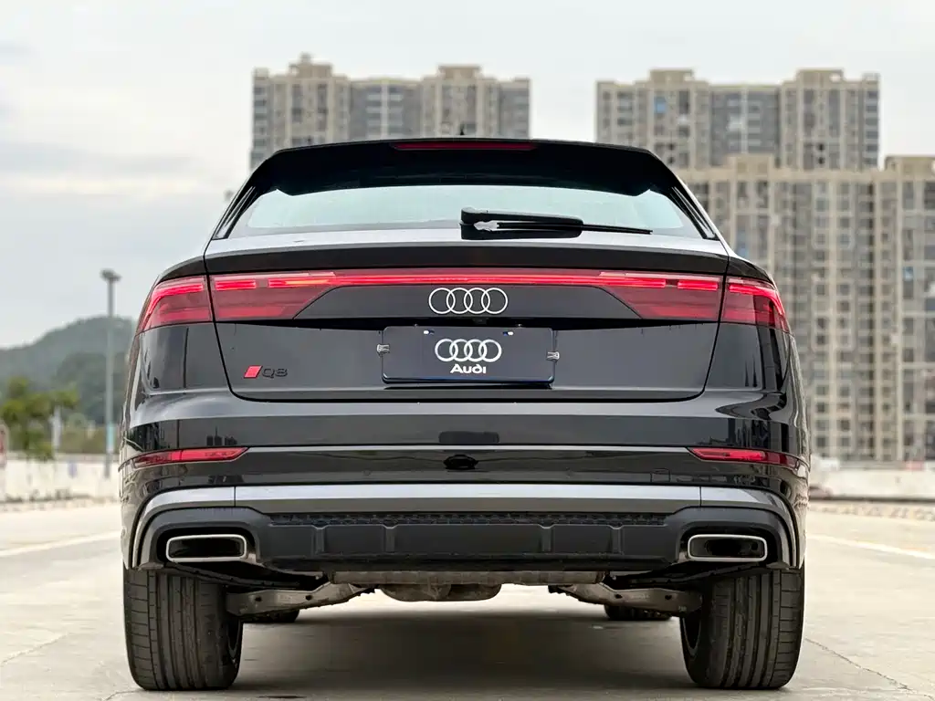 Audi Q8 2024 55 TFSI luxury and dynamic model купить на сайте DeffCars