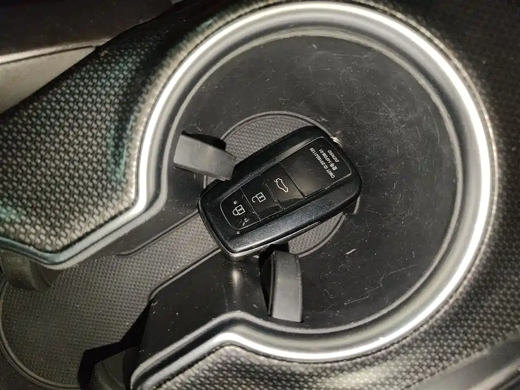 Camry 2021 Dual Engine 2.5HS Advanced Edition купить на сайте DeffCars