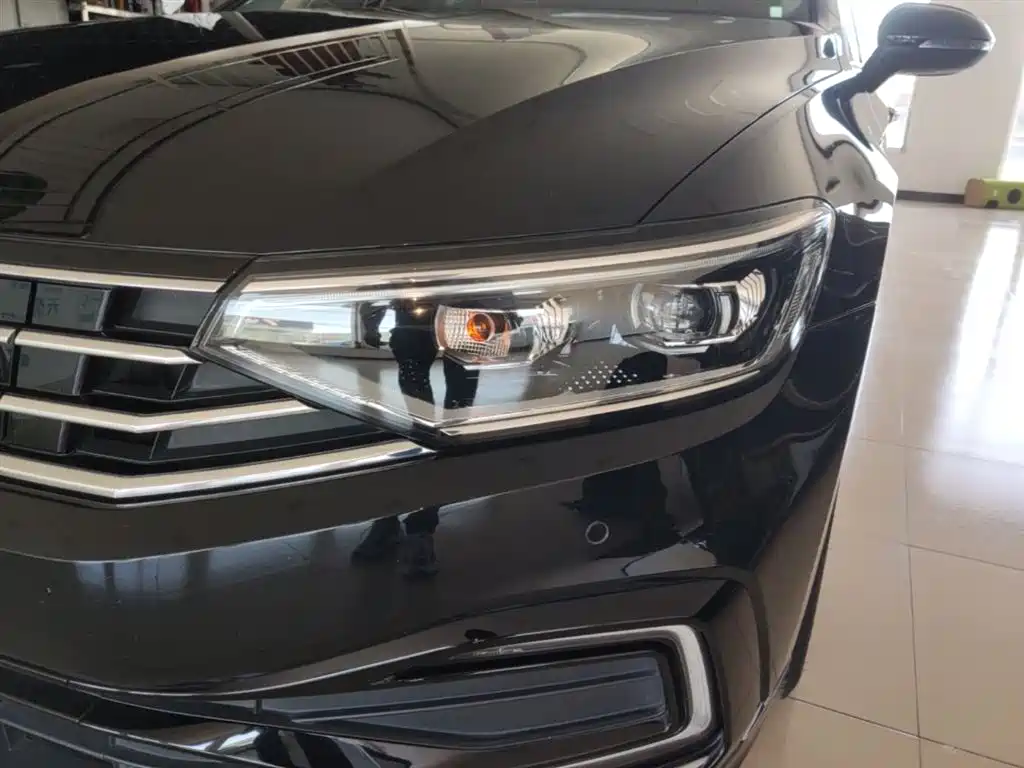 Magotan GTE plug-in hybrid 2022 GTE luxury model купить на сайте DeffCars