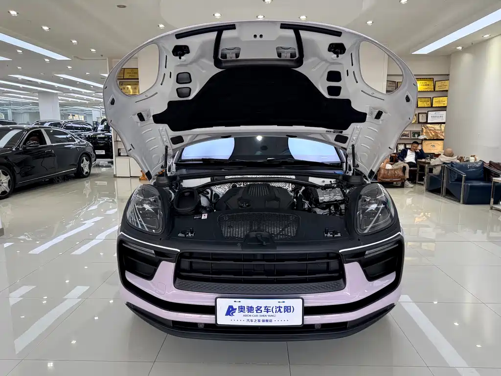 Macan 2025 Macan 2.0T Dream Edition купить на сайте DeffCars