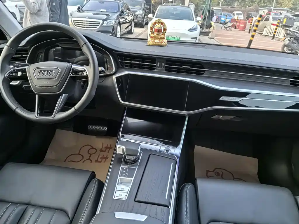 Audi A6L 2024 45 TFSI quattro premium dynamic model купить на сайте DeffCars