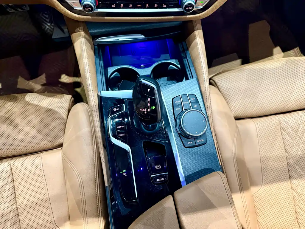 BMW 5 Series imported 2022 facelift 530i M sports package купить на сайте DeffCars